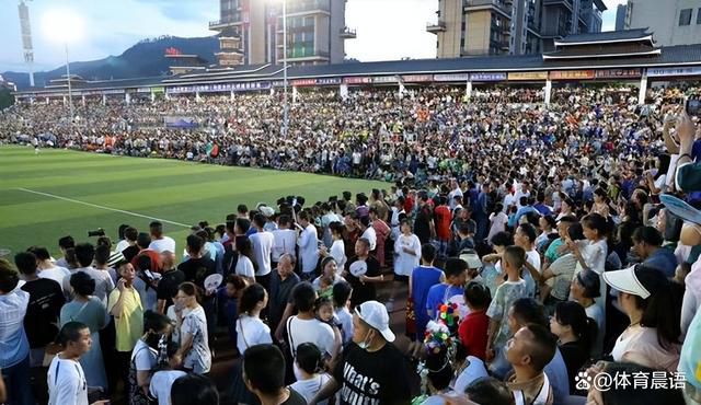 自今年夏天来到球队以来，这是他在国米度过的第一个生日。